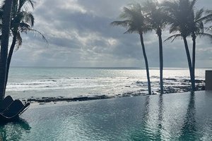 Piscina e praia