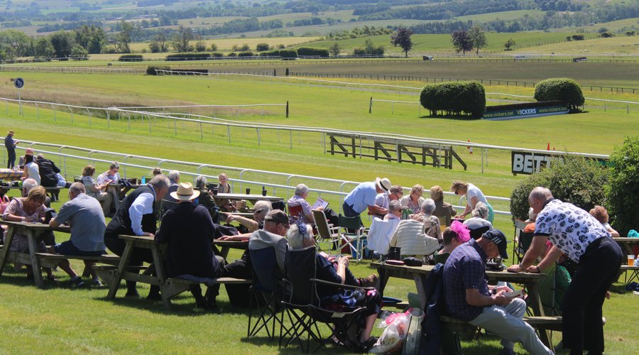 Crowd enjoying the sun!