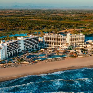 Panoramic resort