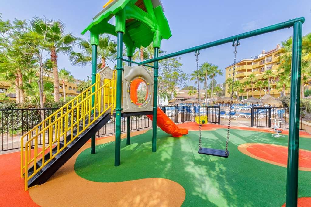 APARTAMENTOS BEST ALCÁZAR - Prices & Hotel Reviews (La Herradura, Spain) APARTAMENTOS BEST ALCÁZAR - Prices &  Hotel Reviews... 