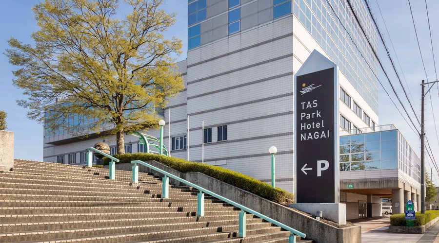 2023年に改装工事を行ない、名称も「タスパークホテル長井」と変更！！ 新たな設備もご用意し、皆様に利用しやすい建物に生まれ変わりました。