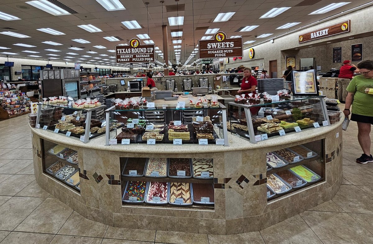 BUC-EES, Daytona Beach - Restaurant Reviews & Photos - Tripadvisor