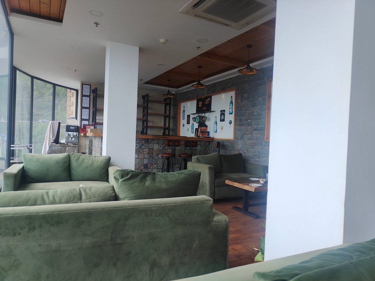 Lemon Tree Hotel, Kasauli - UPDATED 2024 Reviews & Photos