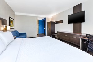 Room & Suite