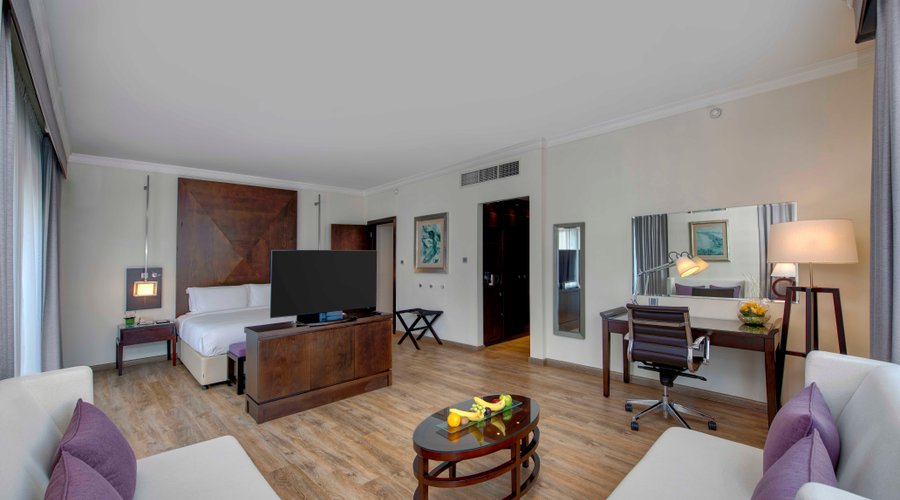 Spacious one bedroom suite
