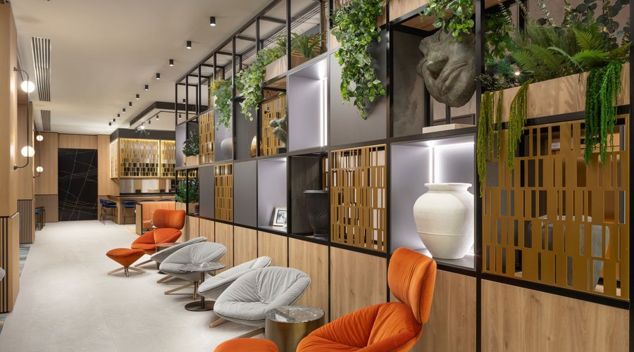 Hotel Lobby