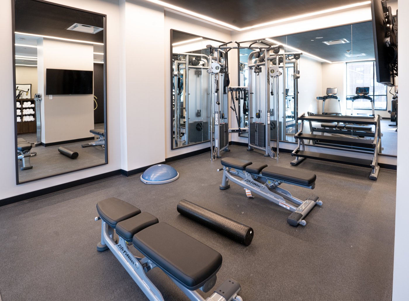 Hotel Indigo Irving - Las Colinas, an IHG Hotel (어빙) - 호텔 리뷰 & 가격 비교