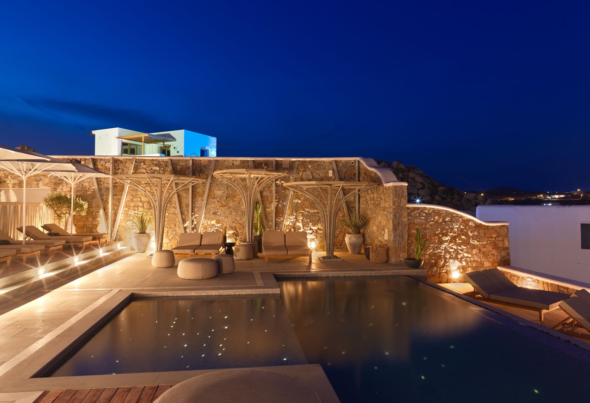 Amyth Of Mykonos Super Paradise Pool: Pictures & Reviews - Tripadvisor