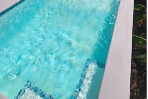 Piscina e praia