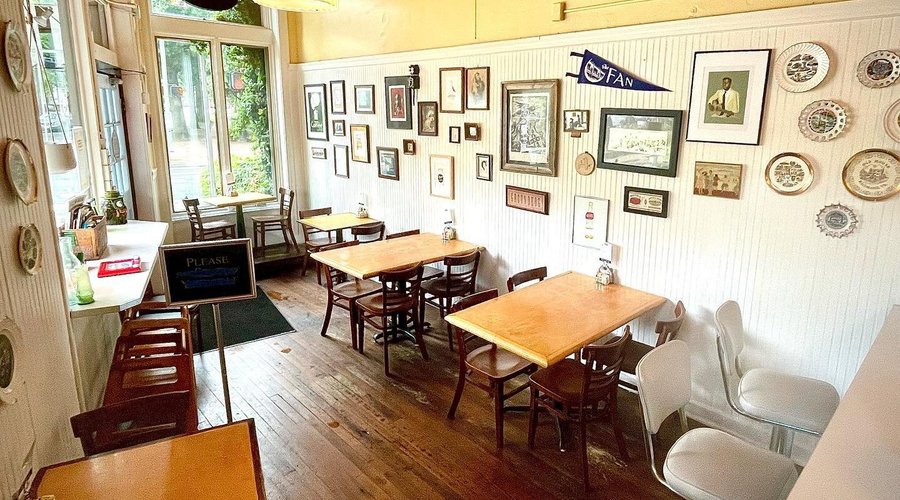 Garnett's Cafe
