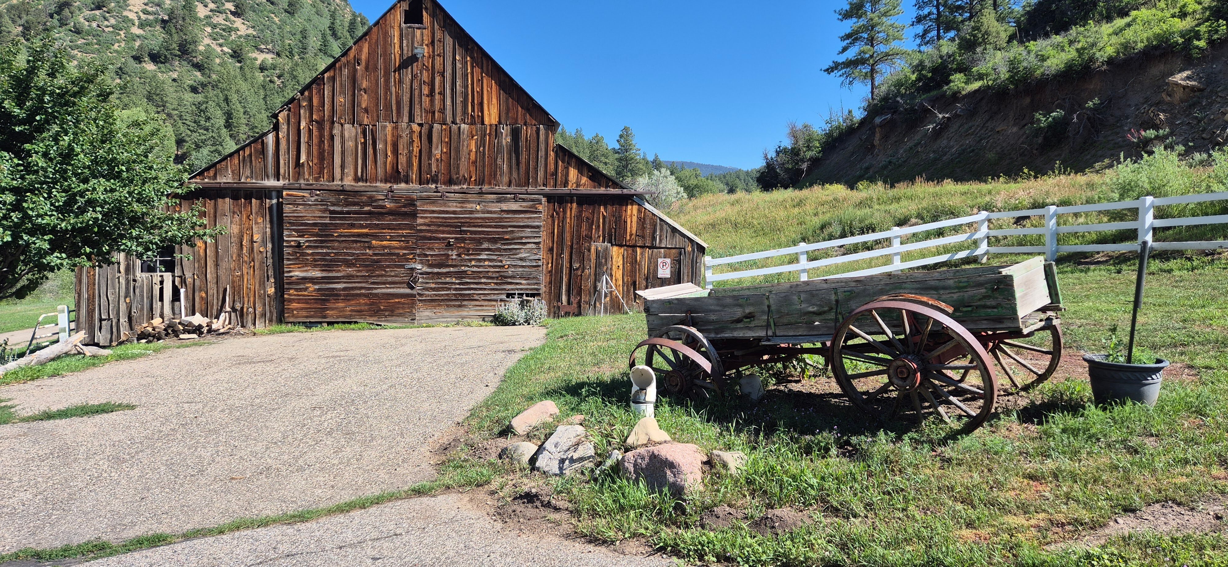 ANTLERS ON THE CREEK BED & BREAKFAST (Durango) - B&B Reviews, Photos ...