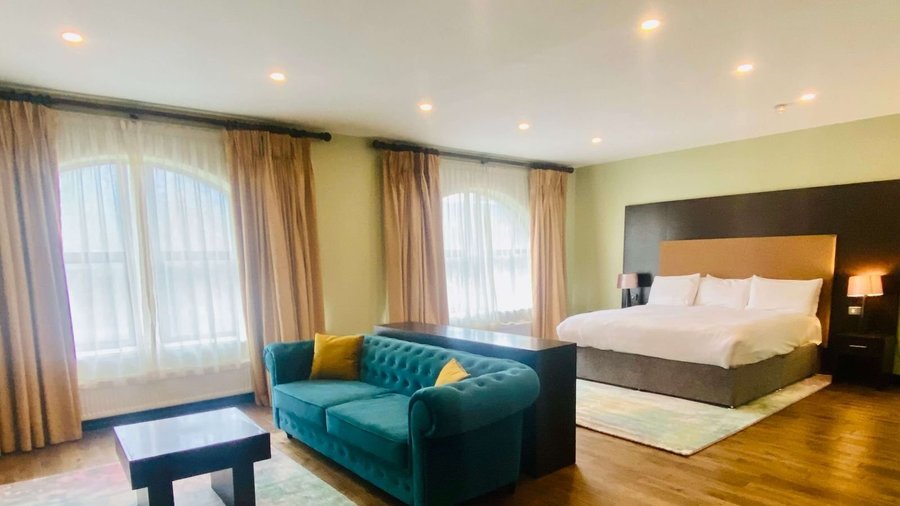 Morrisson Suite
