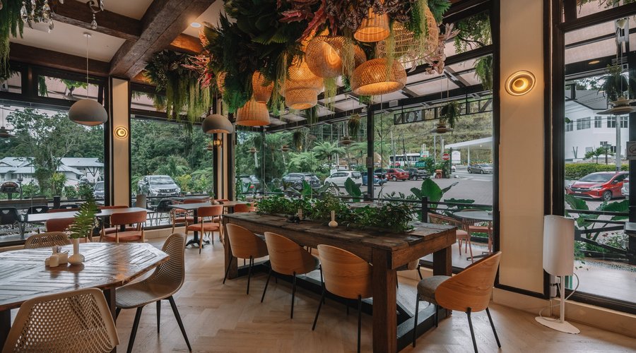 Lemon Button Cafe & Dining