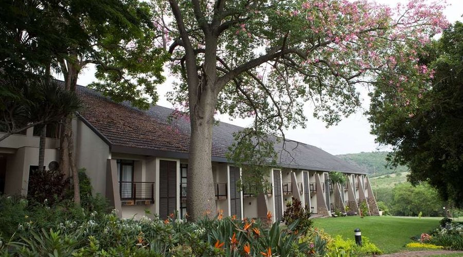 Sabi River Sun Resort exterior garden