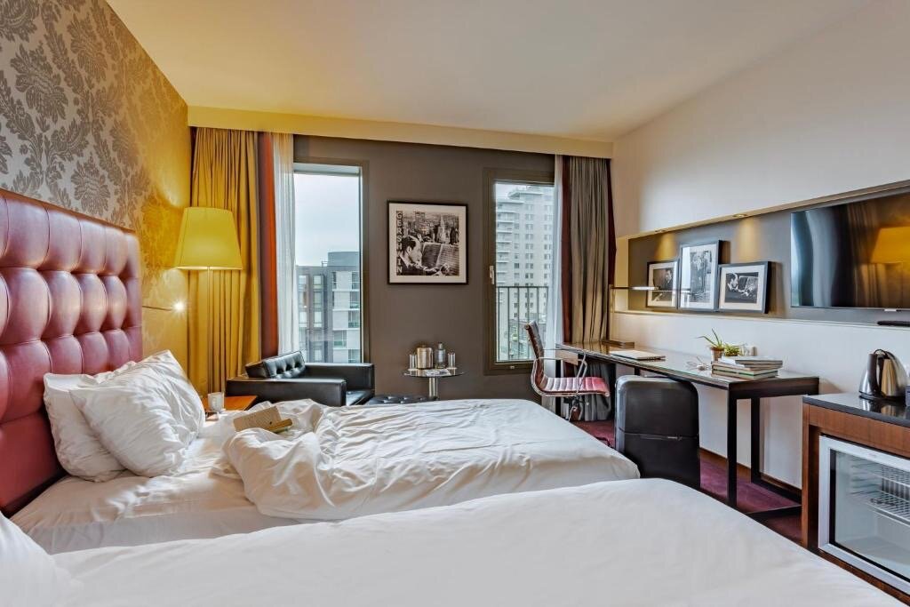 CROWNE PLAZA AMSTERDAM - SOUTH, AN IHG HOTEL - Updated 2025
