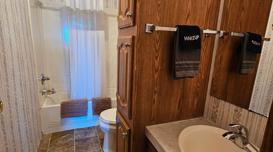 Rental cottage - bathroom 2