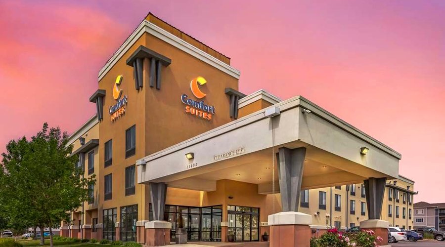 컴포트 스위트 (Comfort Suites Longmont, 파이어스톤) - 호텔 리뷰 & 가격 비교