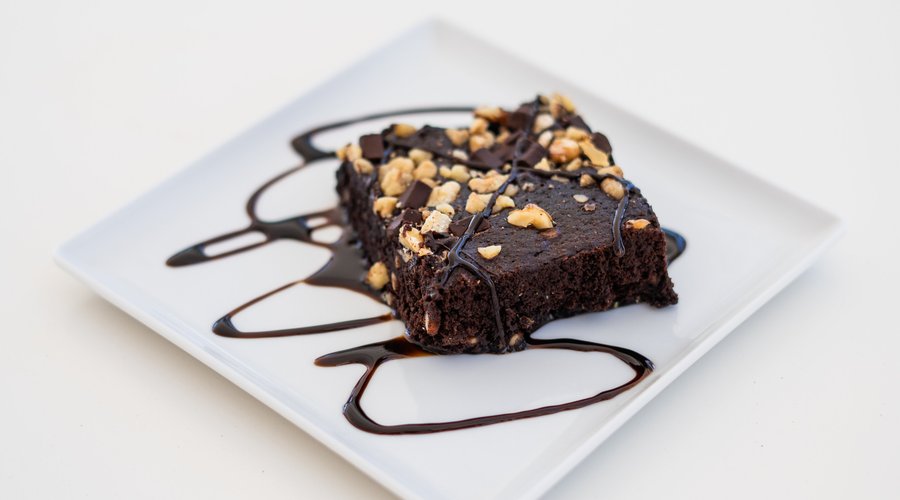 Chocolate brownies with the option of 14 ice cream kayak flavors