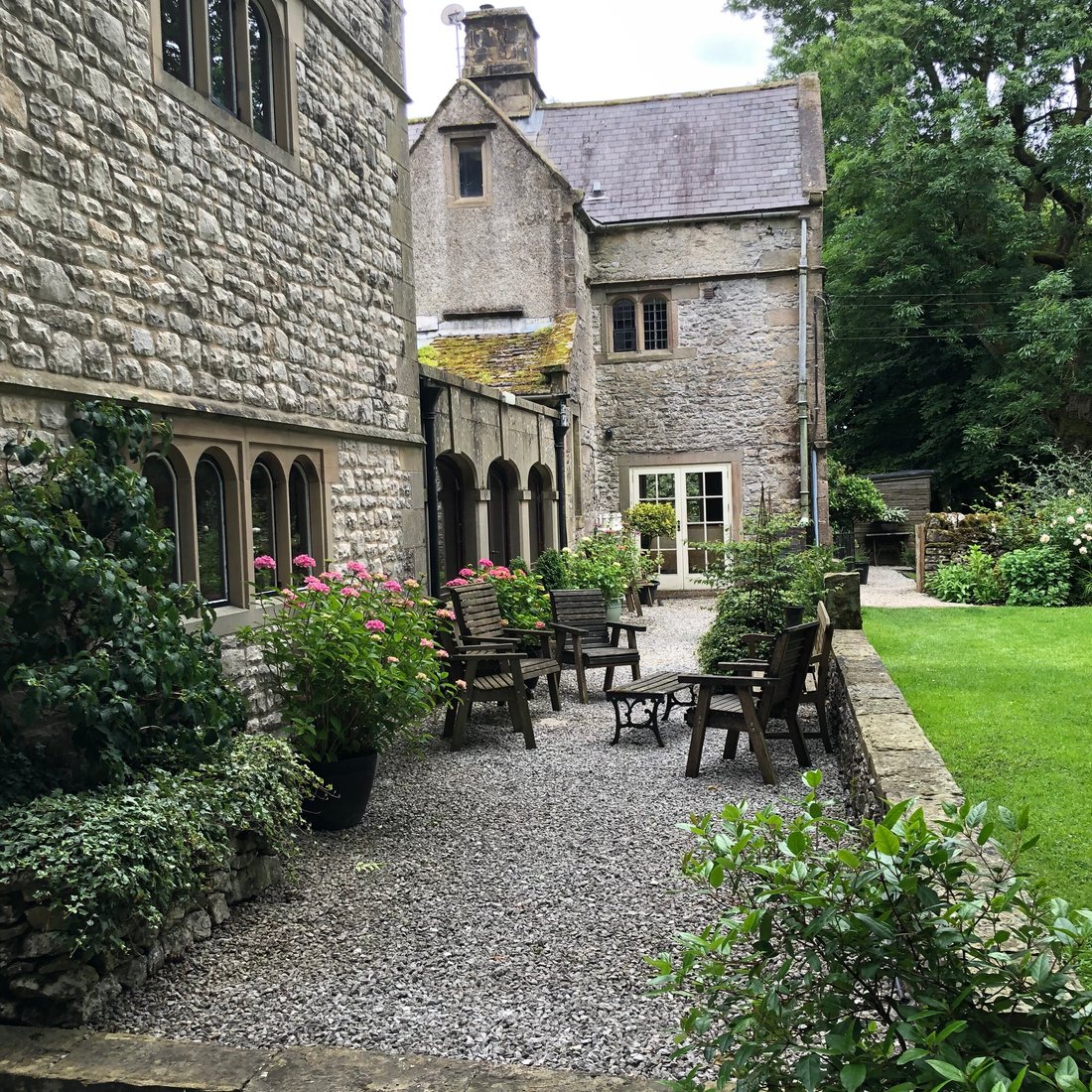 BIGGIN HALL HOTEL - Updated 2025 Reviews, Photos & Prices - Biggin Hall Hotel Four In A Bed