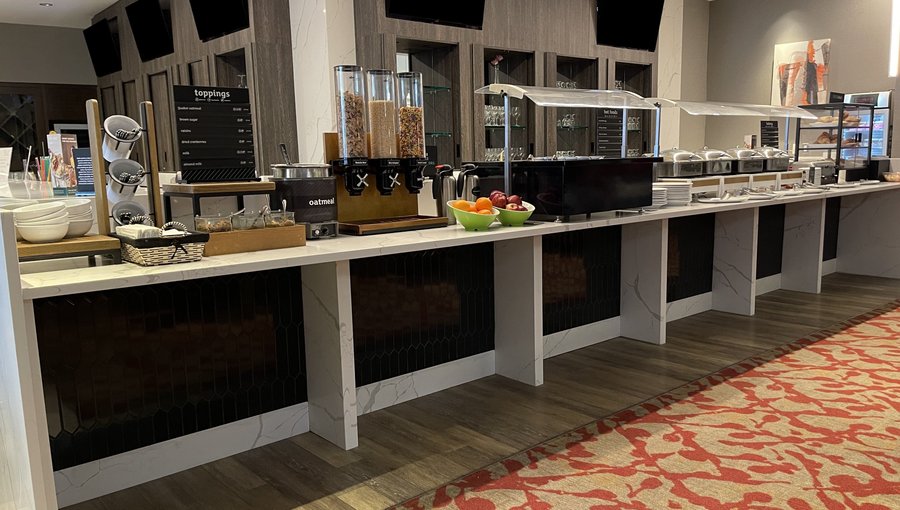 Winnipeg Breakfast buffet hotel
