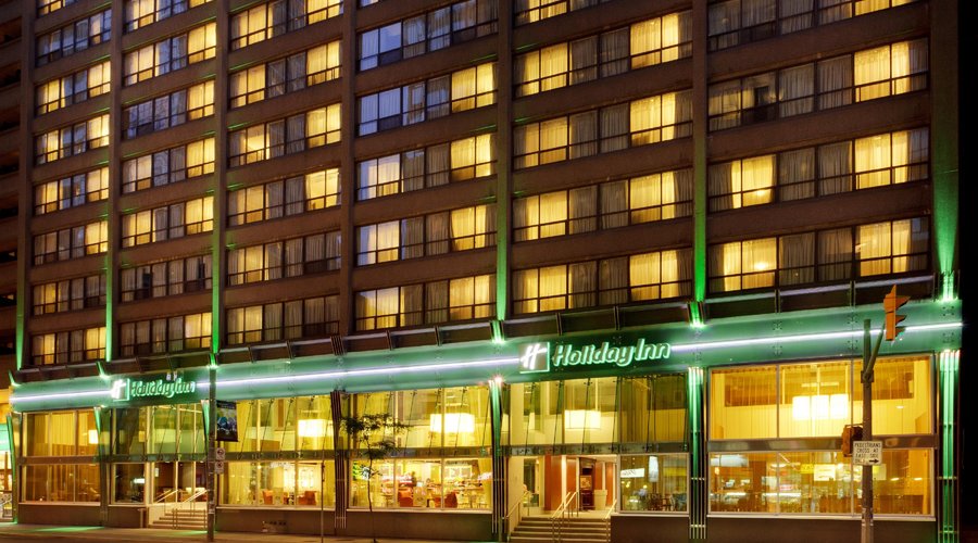 Best hotel to stay few steps away from Hospital Row.