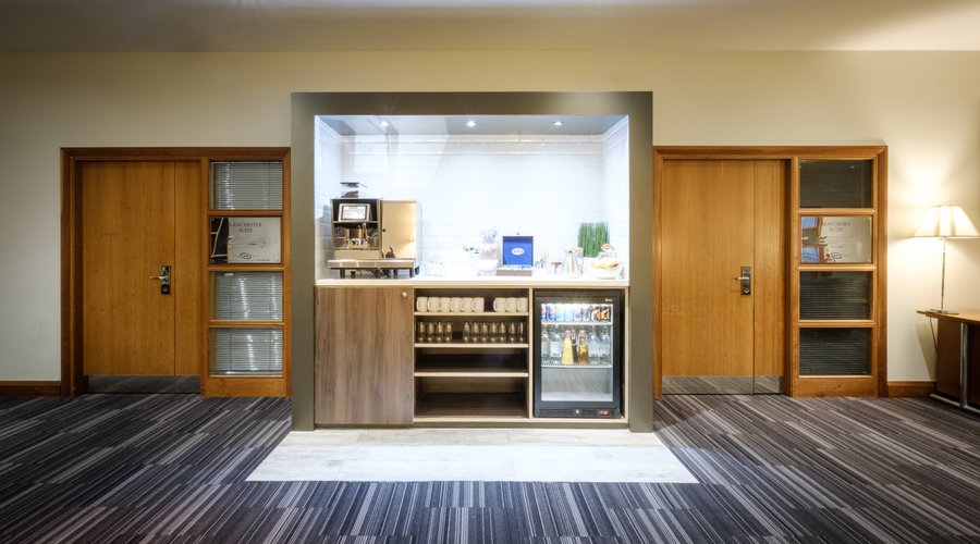 Pre-function area for guests attending meetings or events