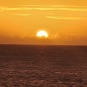 Nossos Chalés possuem vista privilegiada para a baia do marajó com o Nascer do Sol mais lindo da região