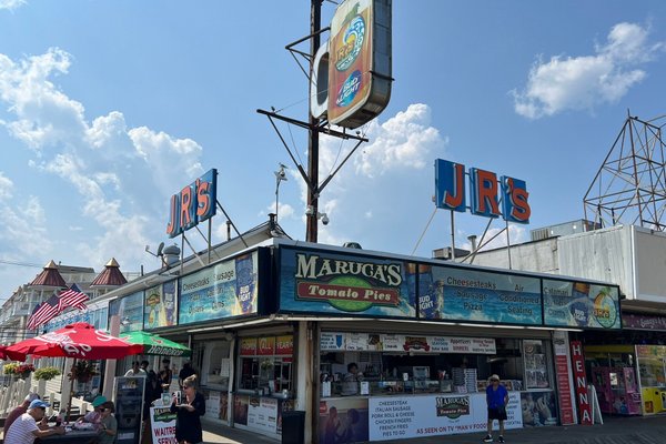 Trip To Seaside Park Top