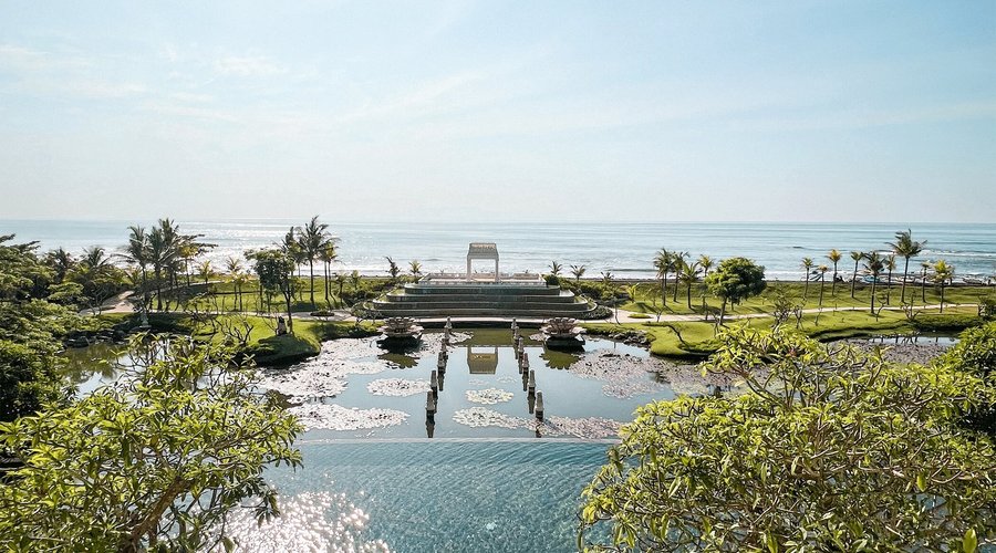 Indulge in a serenity of Indian Sea from RUmah Luwih Bali