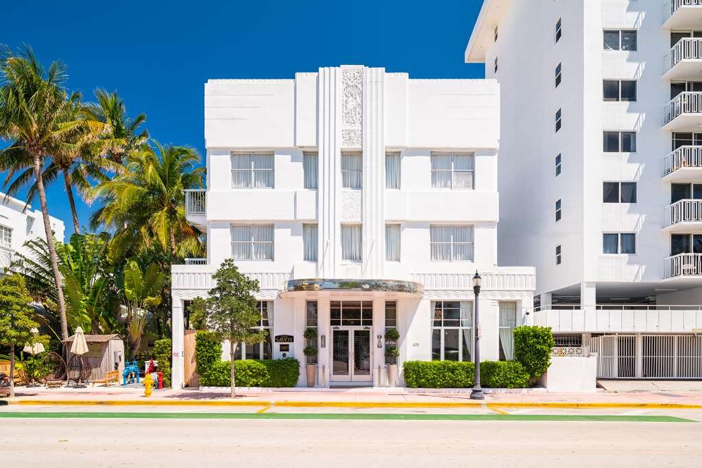 Experience Luxury at the Savoy Hotel South Beach, Florida