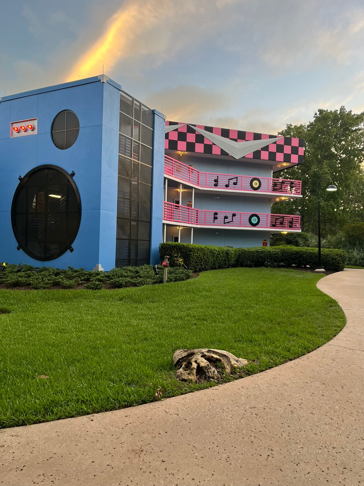 DISNEY'S ALL-STAR MUSIC RESORT - Updated 2025 Prices & Hotel