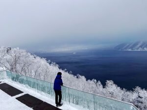 冬の摩周湖。 貴重な樹氷や霧氷が見られる