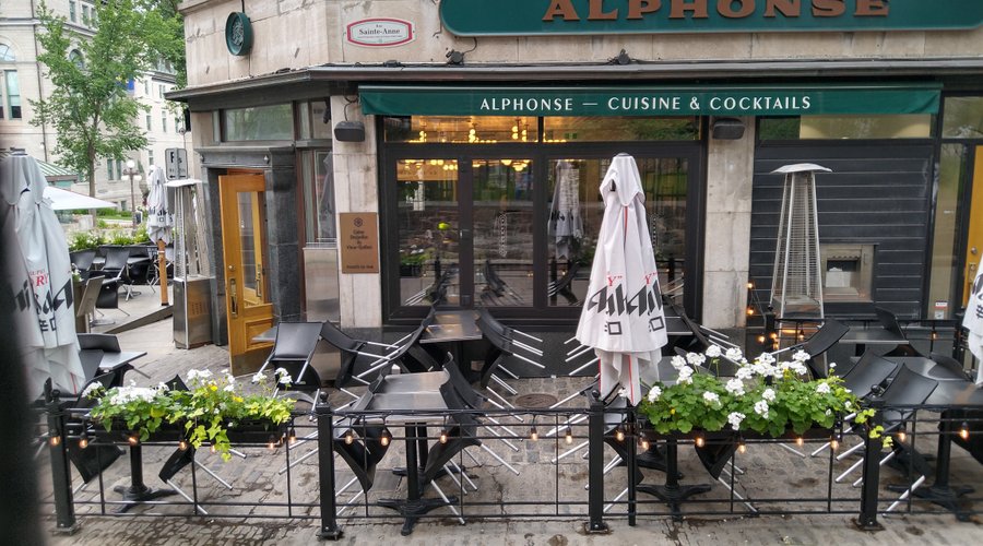 Alphonse Cuisine & Cocktails street vie