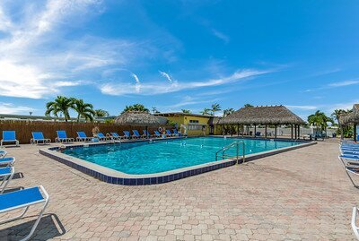 BREEZY HILL RESORT (Pompano Beach, Floride) : tarifs 2025 et 25 avis