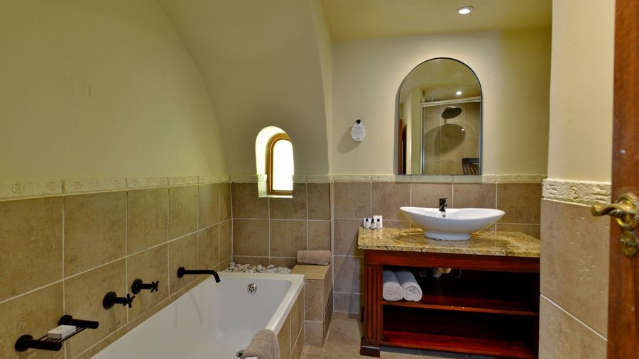 ANE Hazyview Bathroom
