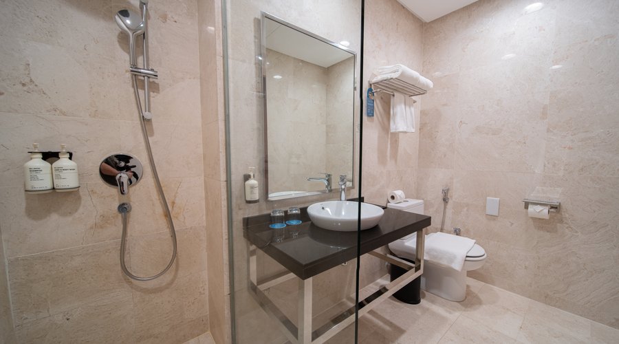 Urban Room Bathroom