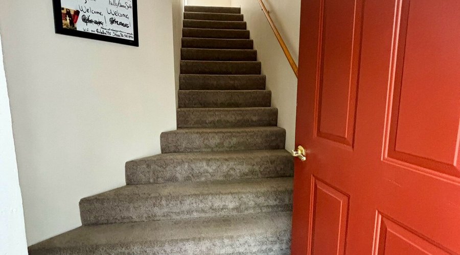 To access the rivers/king suite or the fall/queen suite, you head down the lighted walk to the guest house. Head in through the front porch entry door, and into the unlocked stairwell entry. Inside you will see the Rivers/King suite to your left on the main floor, and the Falls/Queen suite right up the stairs. Both suites have private locking doors. Each can be reserved separately or together for groups. All will have access to the property, views and excellent accommodations Fox Hollow offers. 