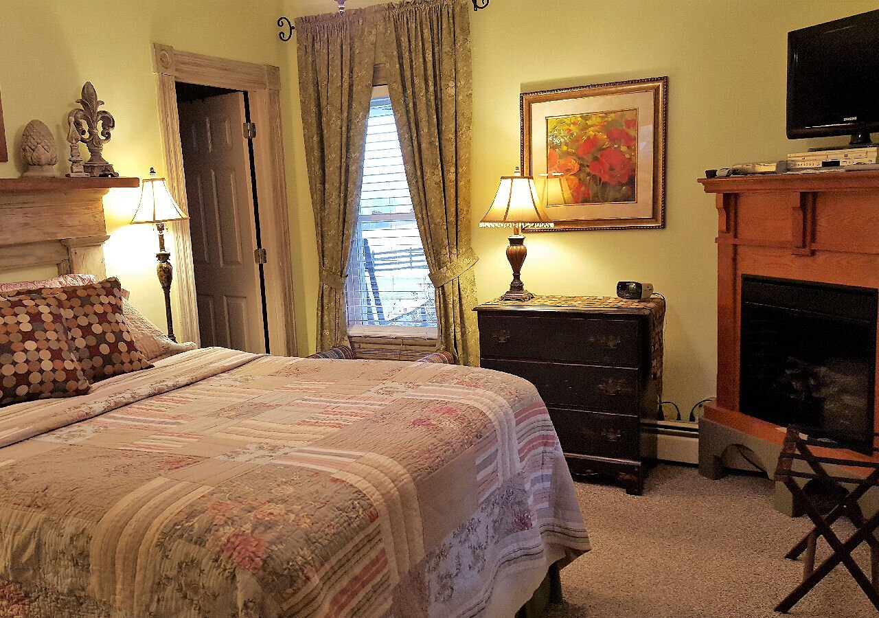 PINEY HILL BED & BREAKFAST - Updated 2024 Prices & B&B Reviews (Luray, VA)