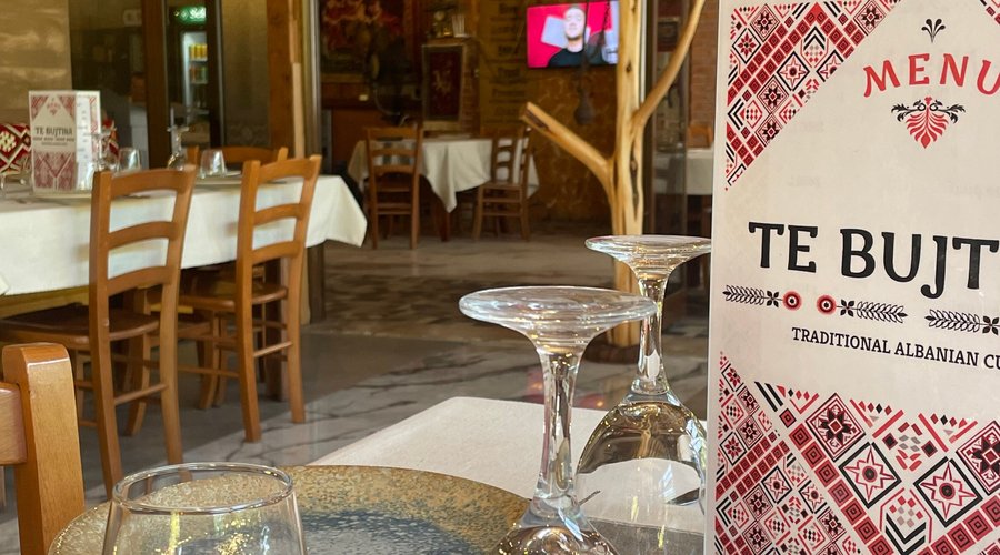 We are a traditional restaurant based 300m from the sea all the meals are cooked in wood oven with love.The restaurant its runned by our family members. The food is all organic with vegetables raised in our garden, and the meats gathered around all albania for the best quality. You are welcome to try the real taste of albanian food.