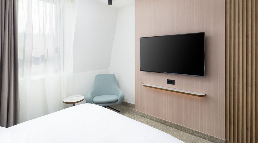 Standard Queen Room