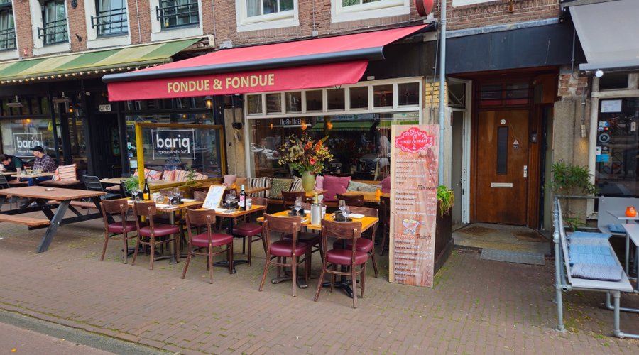 Established over 17 years ago,  Fondue & Fondue has grown to become the number one fondue spot in Amsterdam! Authentic dutch cheese fondue's and more