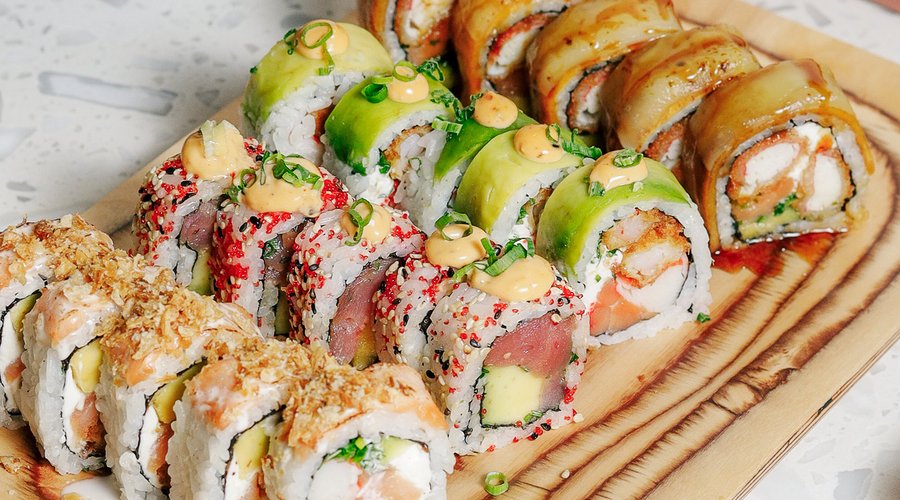 Para compartir: Tokio, Maguro Spicy, Tori BBQ, Tropical