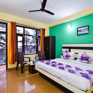 Room with balcony view 