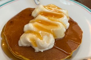用餐 
