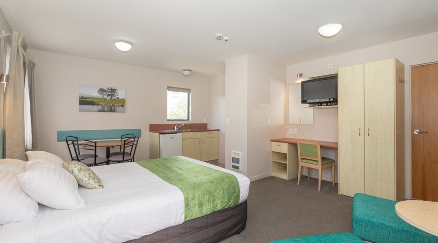One Bedroom Unit (Main room)