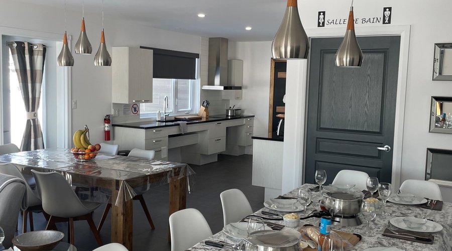 Chalet le Tricia, aménagé pour recevoir les motoneigistes avec forfait.