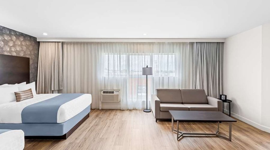 2 Queen Suite
