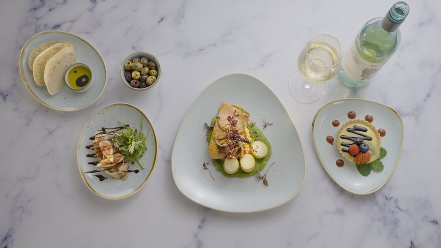 3 Course Evening Dinner available in the Grand View Restaurant to hotel and non-resident guests
