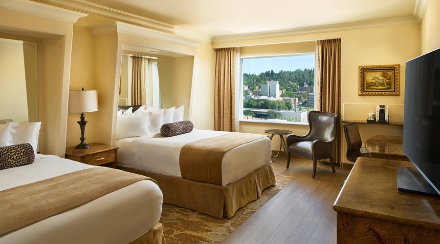 Queen/Queen Guest Room