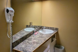 Room & Suite